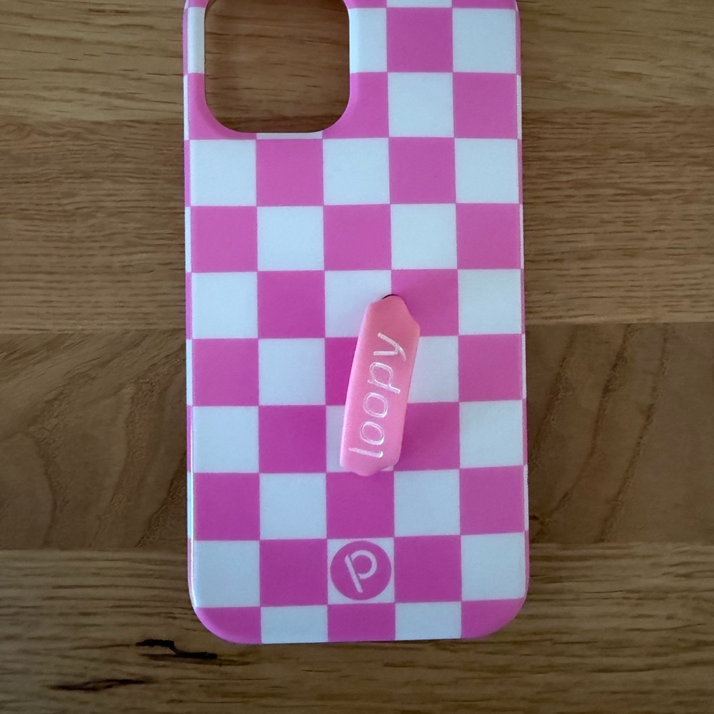 Loopy Case Pink and White Checkerboard Phone Cover